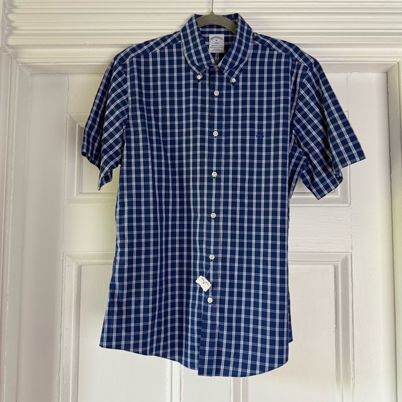 NWT Brooks Brothers Men’s Regent Fit Non-Iron Blue Red Button Down Shirt Medium - Picture 2 of 11